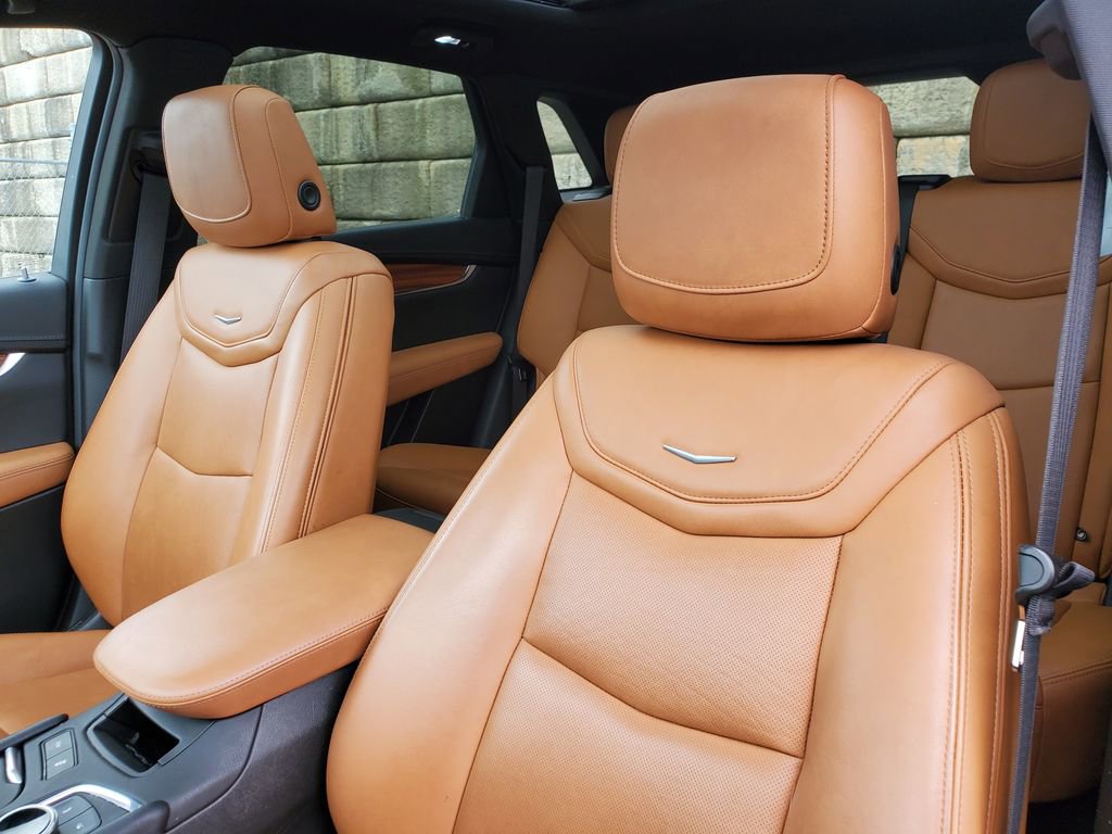 Certified 2023 Cadillac XT5 Premium Luxury w/ LPO, Floor Liner Package image 40