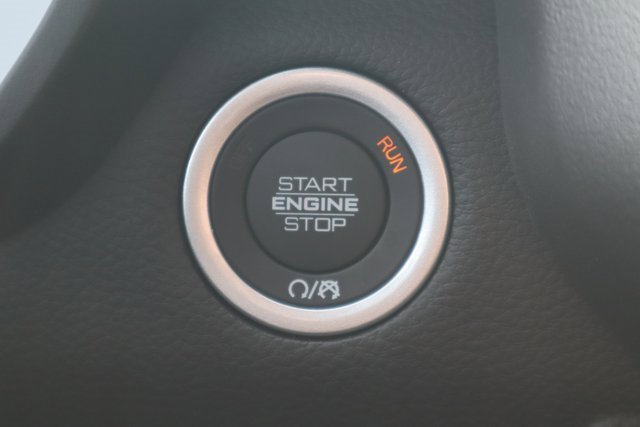 New 2026 RAM 1500 4x4 Crew Cab image 10