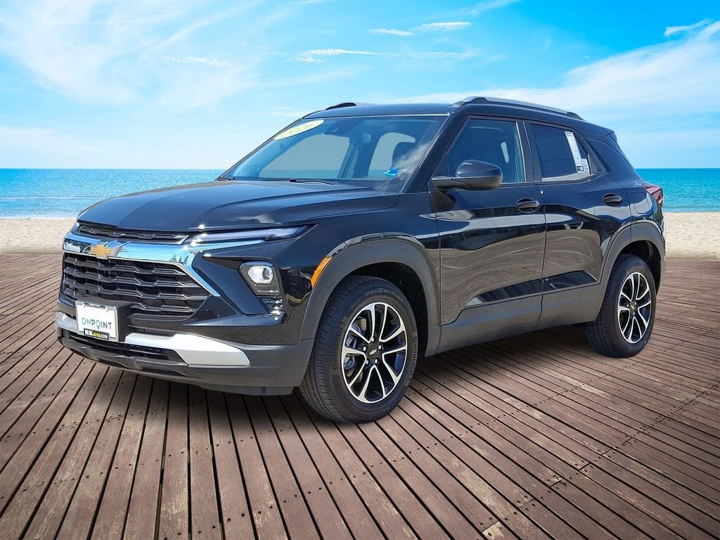 New 2026 Chevrolet TrailBlazer LT FWD image 2