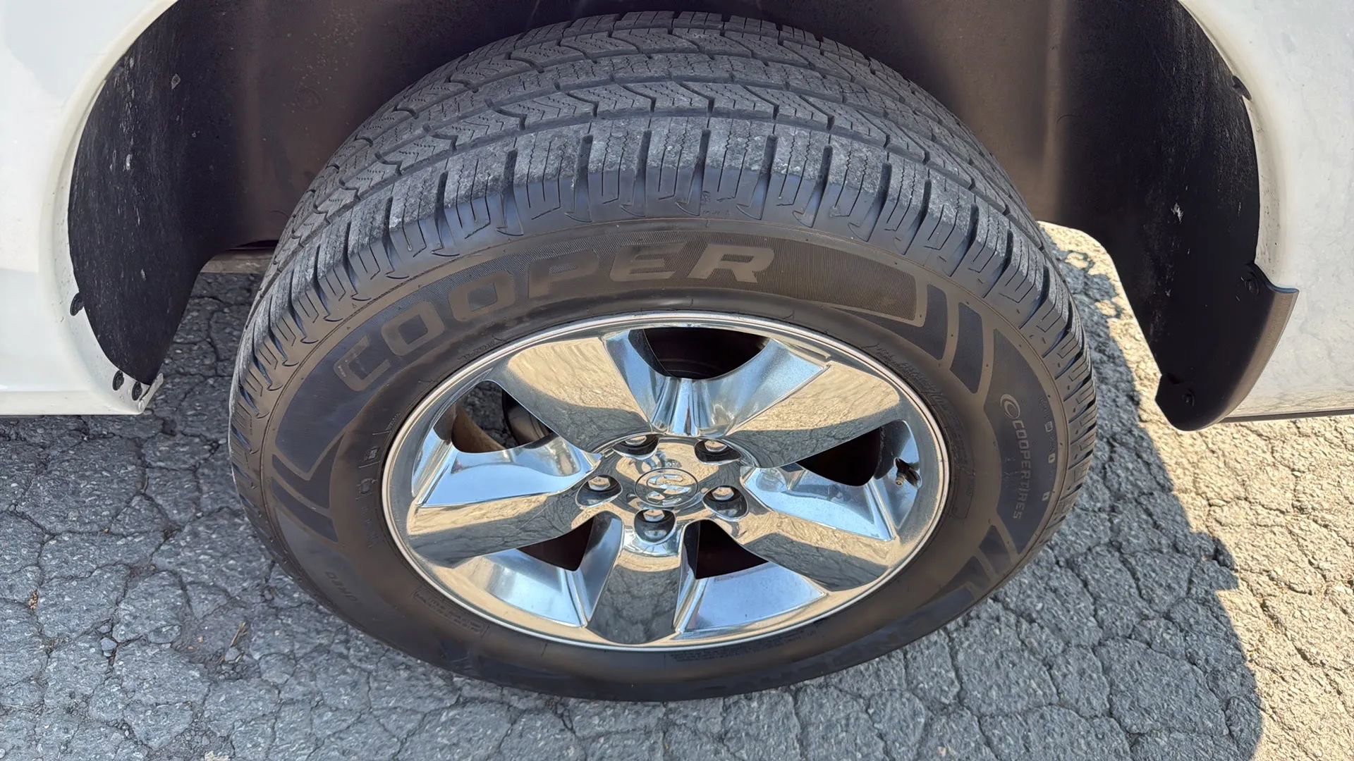 Used 2019 RAM 1500 Big Horn w/ Rambox Value Package AWD/4WD image 9