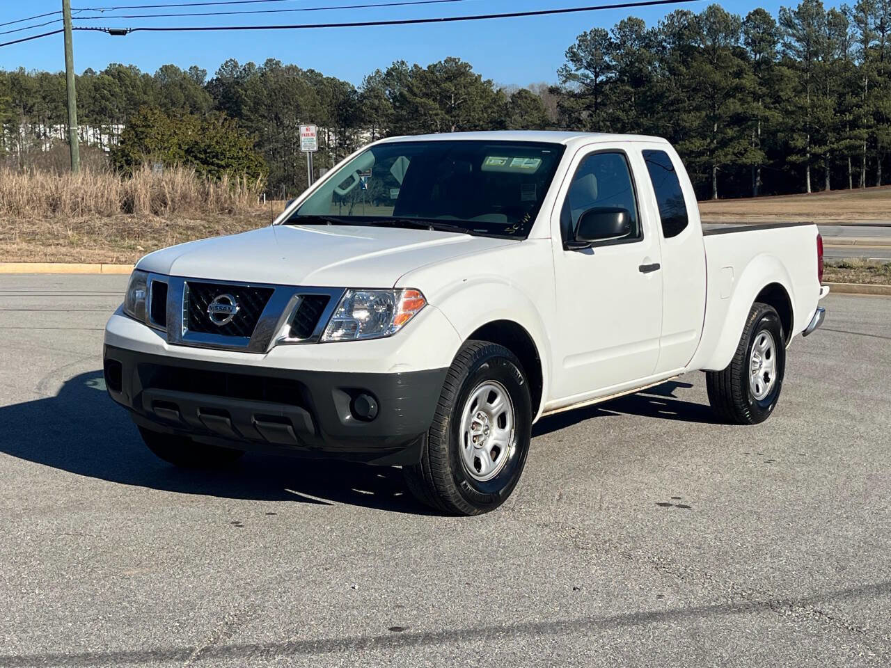 Used 2016 Nissan Frontier S RWD image 2