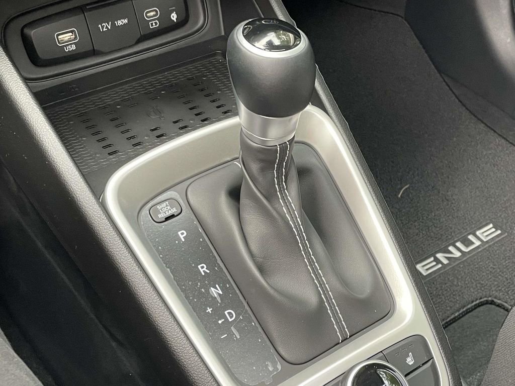 New 2026 Hyundai Venue SEL image 29