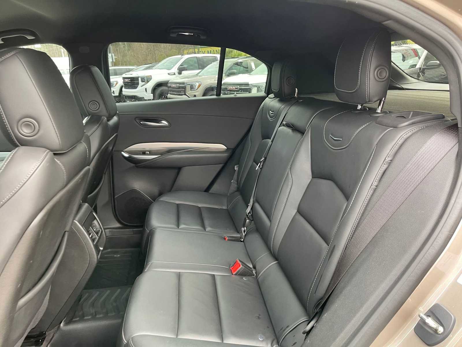 Used 2023 Cadillac XT4 Premium Luxury AWD/4WD image 22
