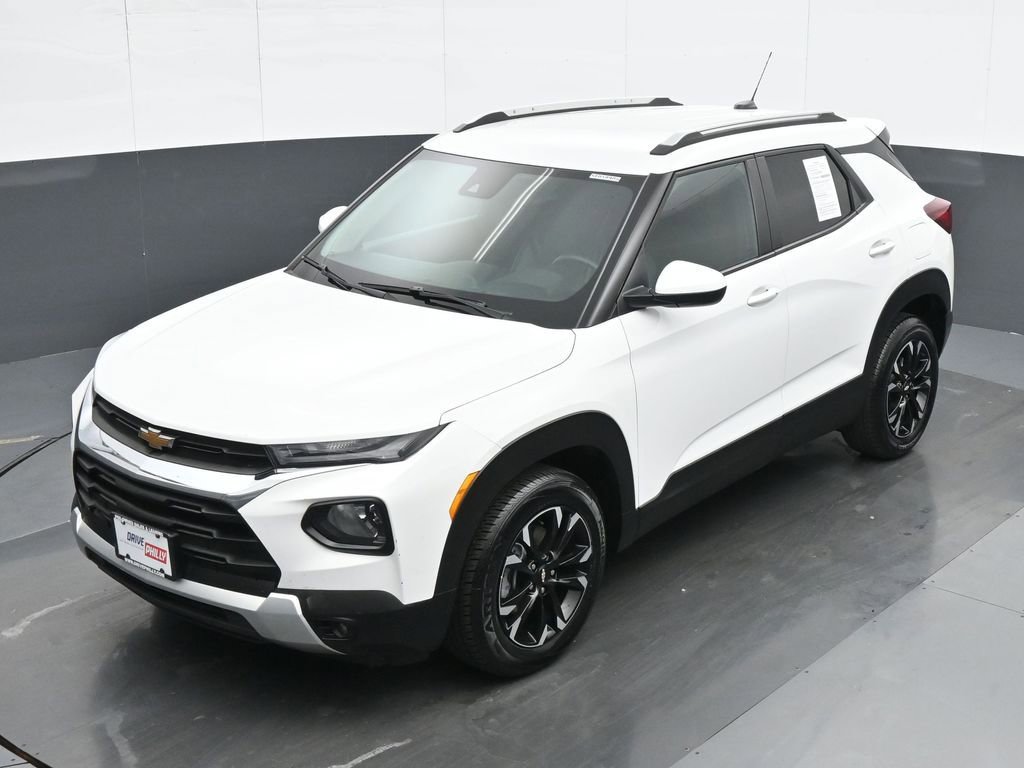 Used 2023 Chevrolet TrailBlazer LT FWD image 17