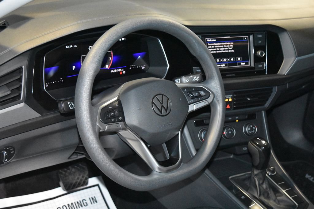 Used 2023 Volkswagen Jetta S image 2