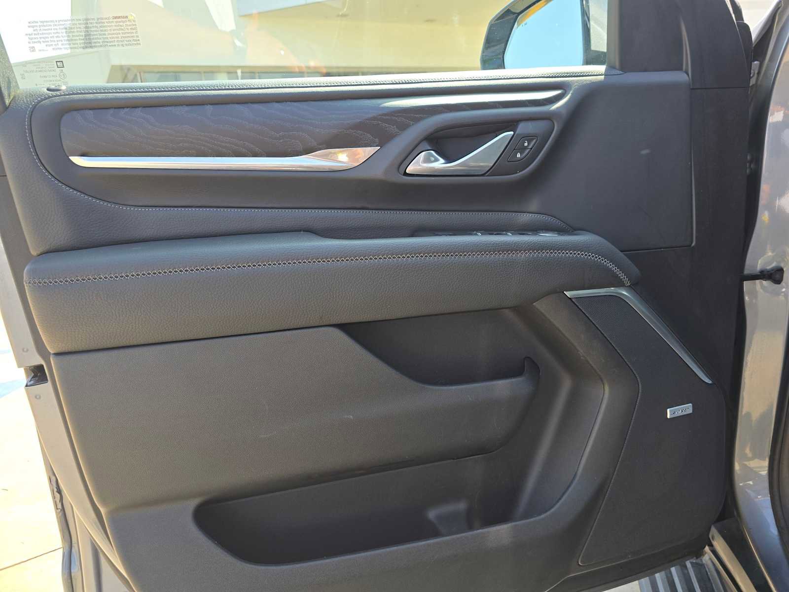 Used 2021 GMC Yukon Denali w/ Denali Premium Package AWD/4WD image 21