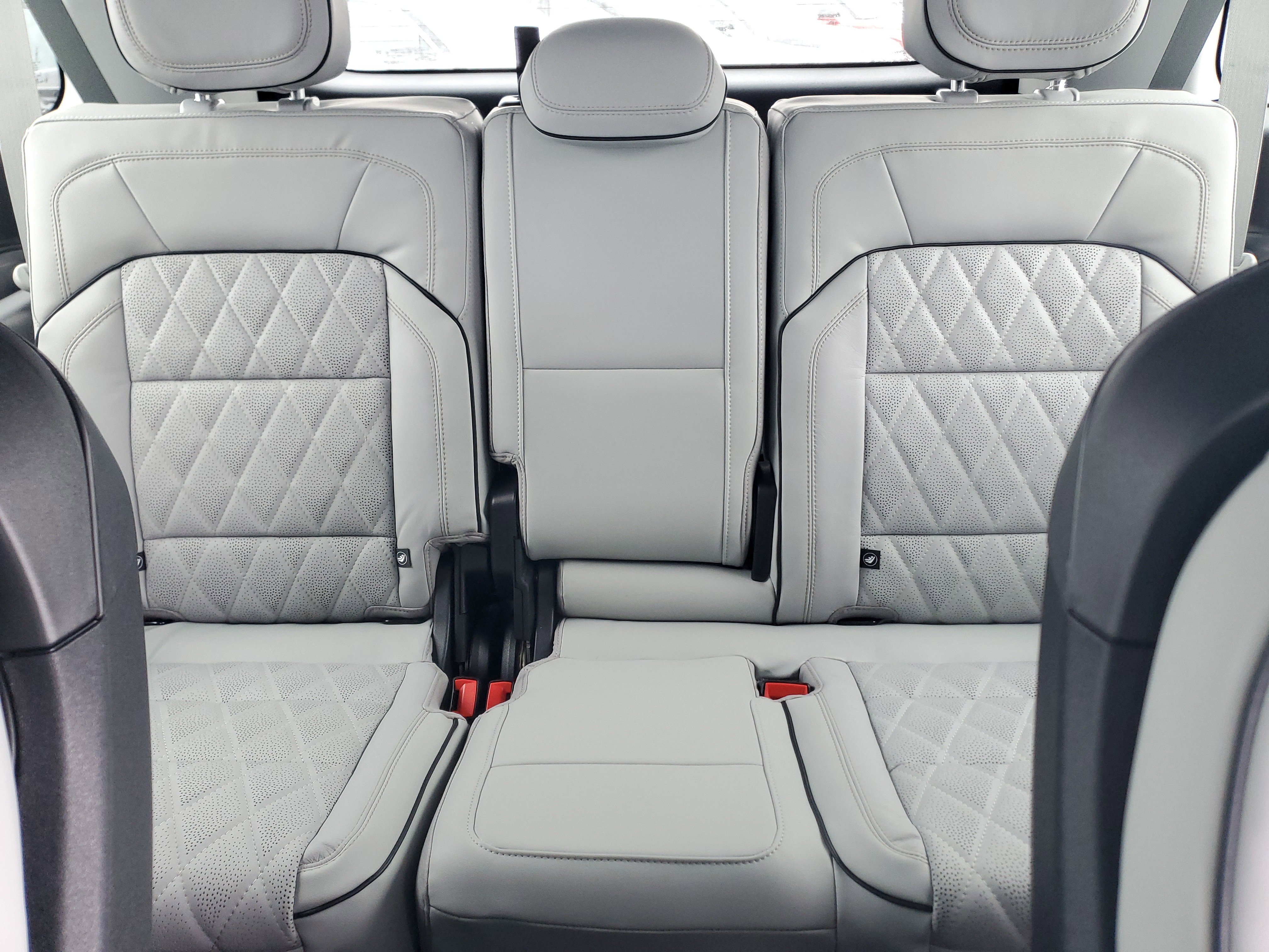 New 2026 Lincoln Navigator L Black Label image 32