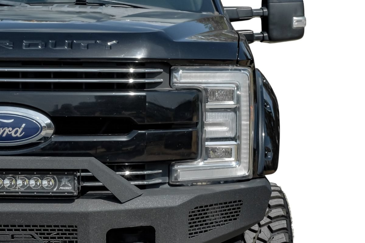 Used 2019 Ford F250 Lariat w/ Lariat Ultimate Package AWD/4WD image 49