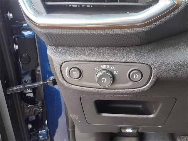 Certified 2023 Chevrolet TrailBlazer ACTIV w/ Sun and Liftgate Package image 16