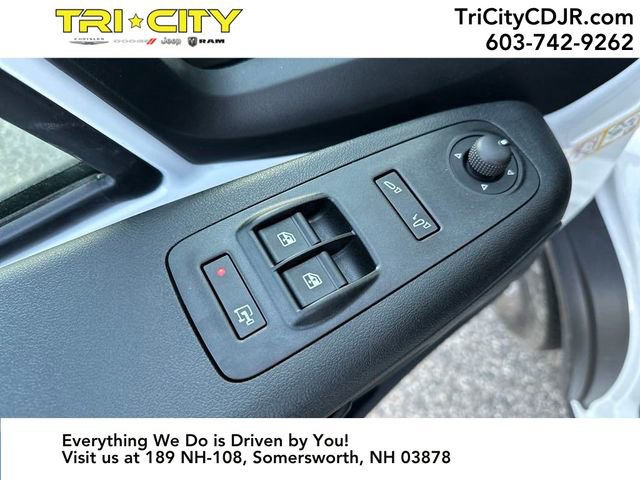 New 2025 RAM ProMaster 2500 w/ Quick Order Package 22G SLT image 17