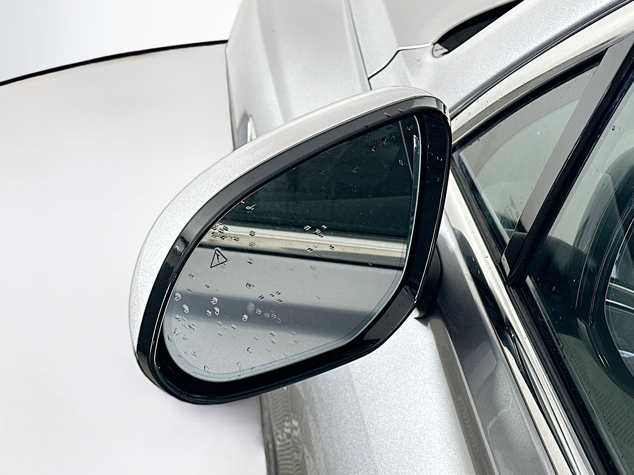 Used 2024 Genesis GV80 2.5T image 16