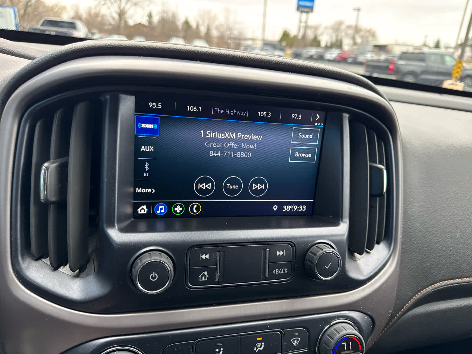 Used 2022 GMC Canyon AT4 w/ Driver Alert Package AWD/4WD image 25