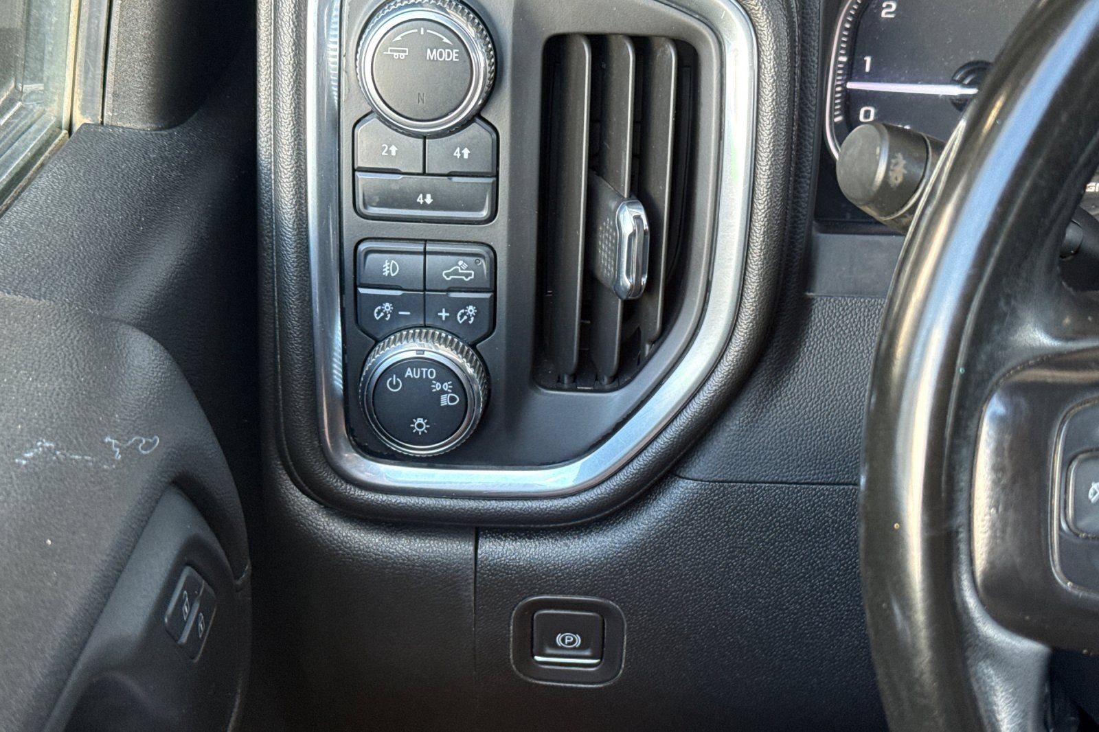 Used 2023 GMC Sierra 2500 SLE w/ SLE Convenience Package AWD/4WD image 39