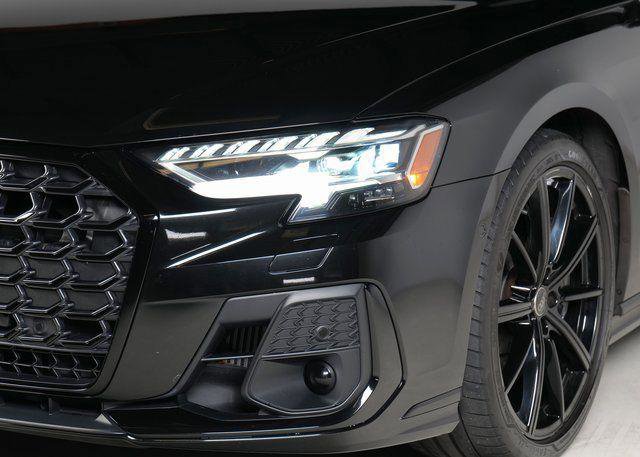 Certified 2022 Audi S8 image 28