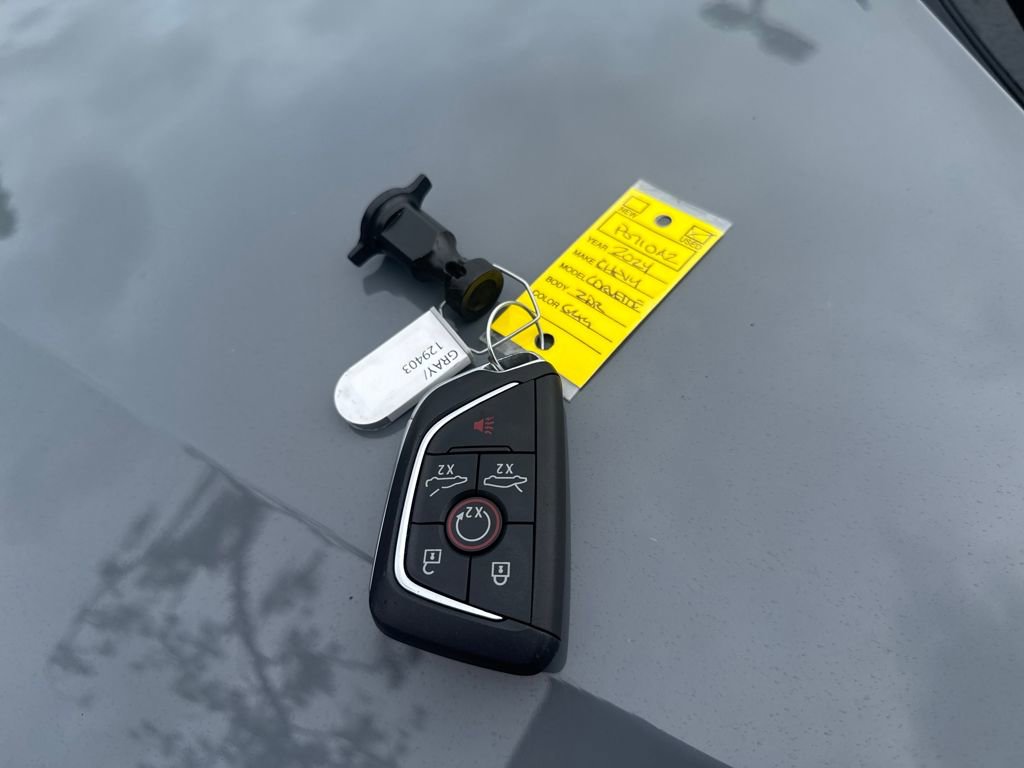 Used 2024 Chevrolet Corvette Stingray Preferred Cpe image 27