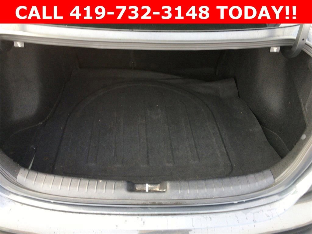 Used 2022 Kia Forte LXS w/ LXS Technology Package image 3