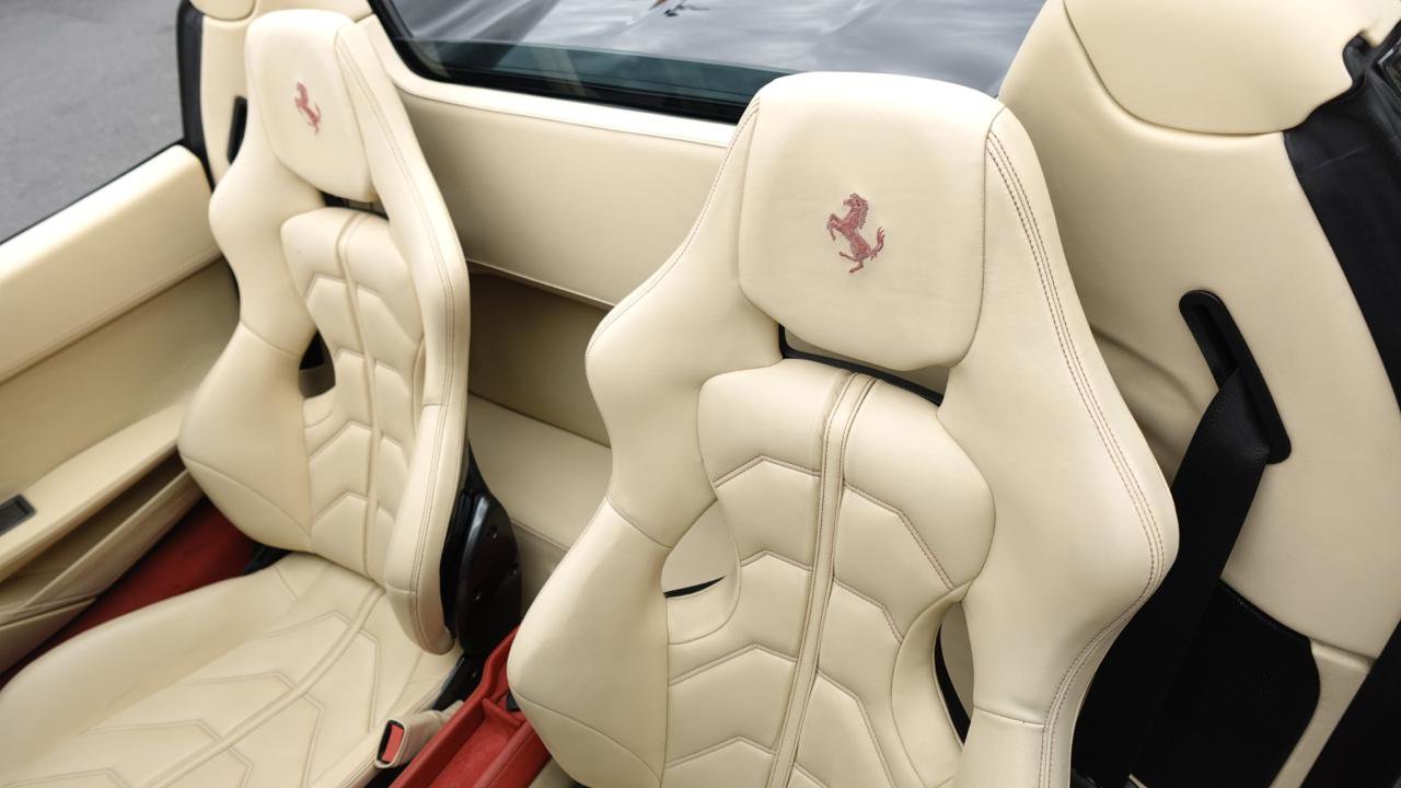 Used 2012 Ferrari 458 Spider image 9