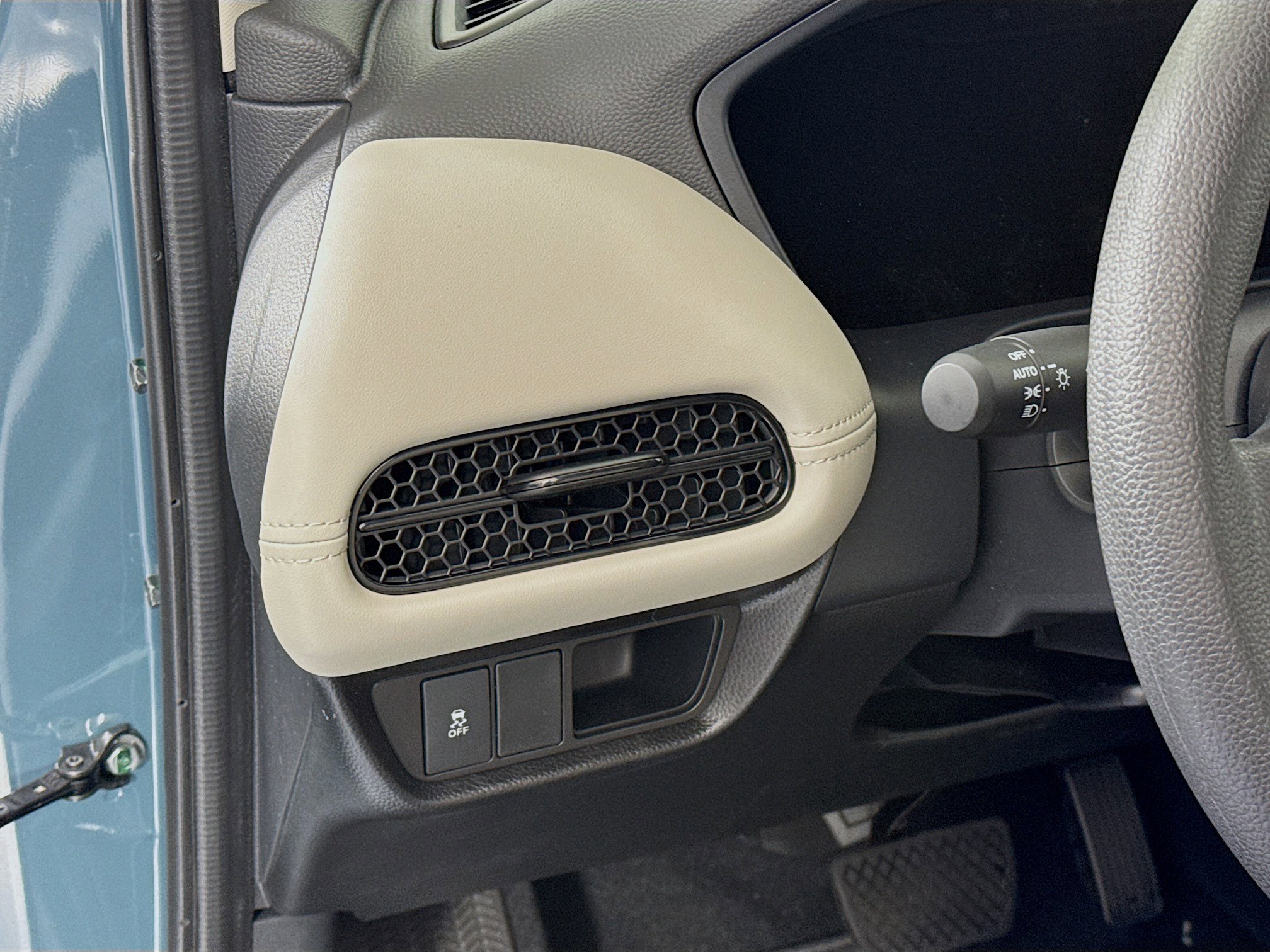 New 2026 Honda HR-V LX image 10