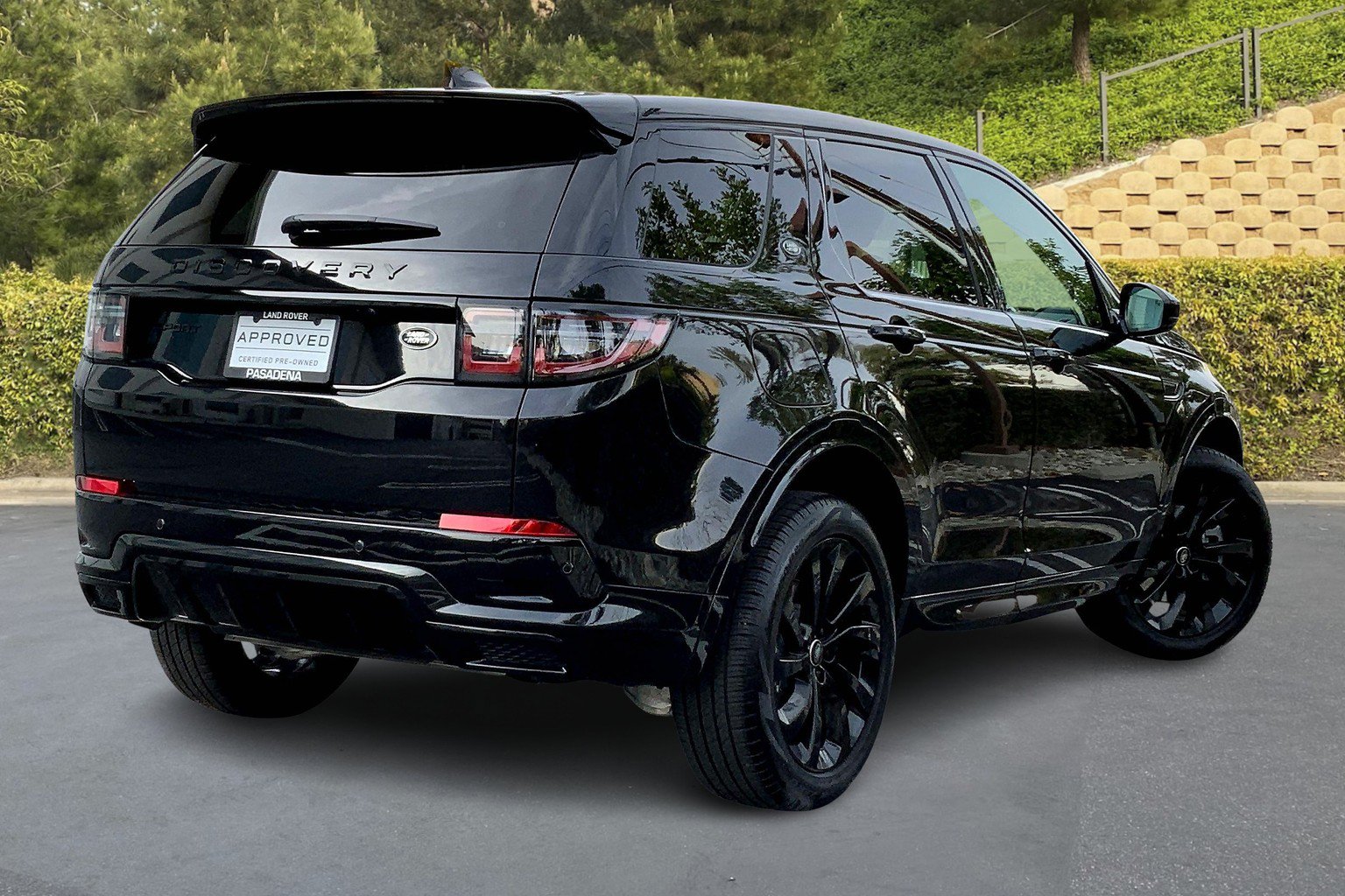 Certified 2022 Land Rover Discovery Sport S R-Dynamic AWD/4WD image 12