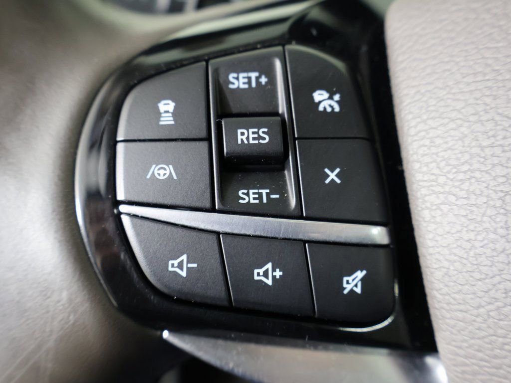 Used 2021 Ford Explorer Platinum w/ Equipment Group 601A image 31