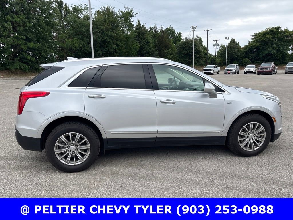 Used 2018 Cadillac XT5 Luxury w/ Driver Awareness Package FWD image 7