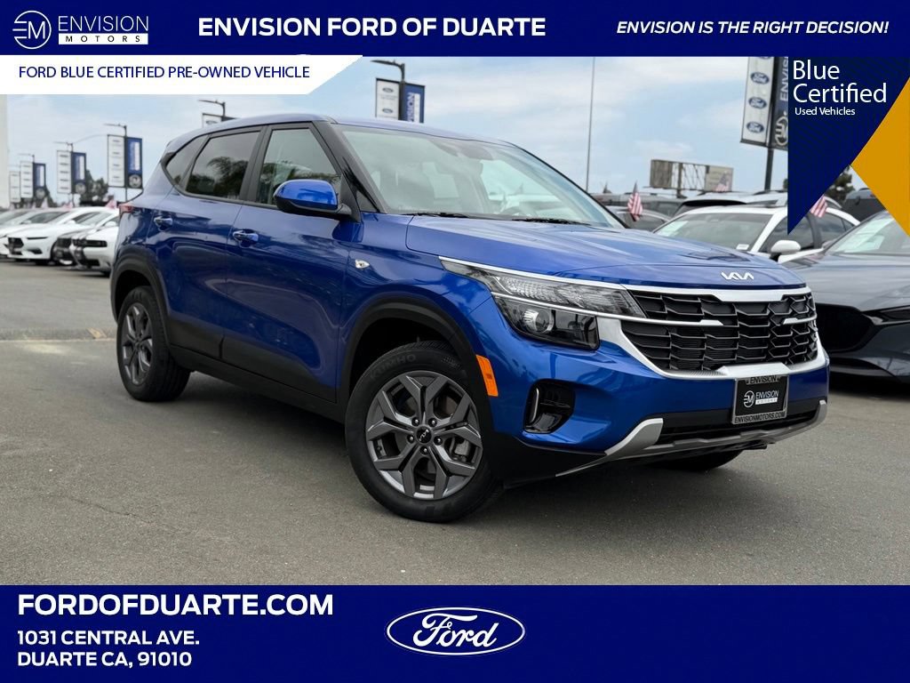 Used 2024 Kia Seltos LX AWD/4WD image 1