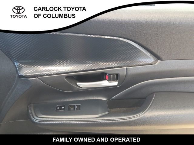Used 2024 Toyota Grand Highlander AWD Hybrid image 21