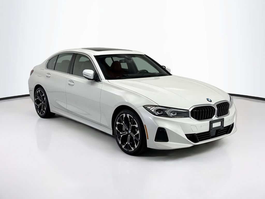 Used 2025 BMW 330i Sedan w/ Premium Package RWD image 3