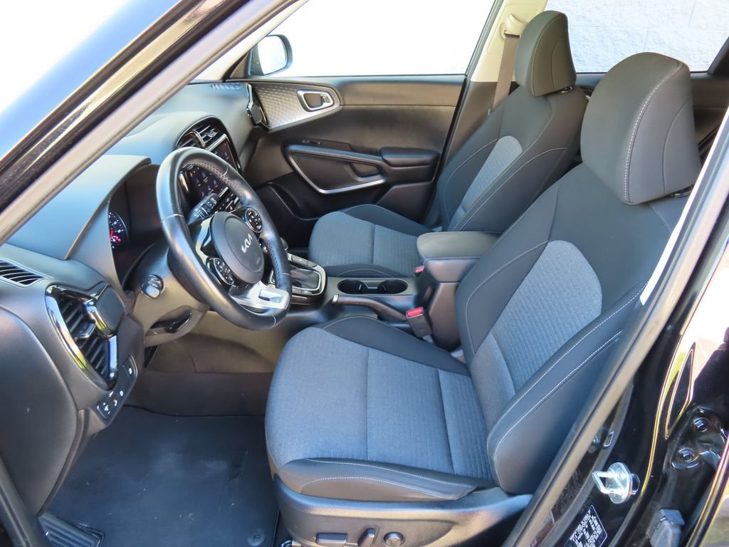 Used 2022 Kia Soul EX FWD image 20