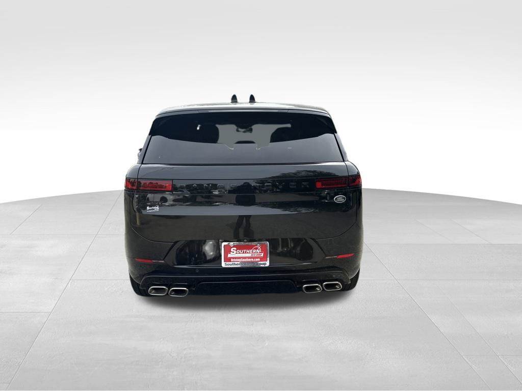 Used 2023 Land Rover Range Rover Sport First Edition AWD/4WD image 4