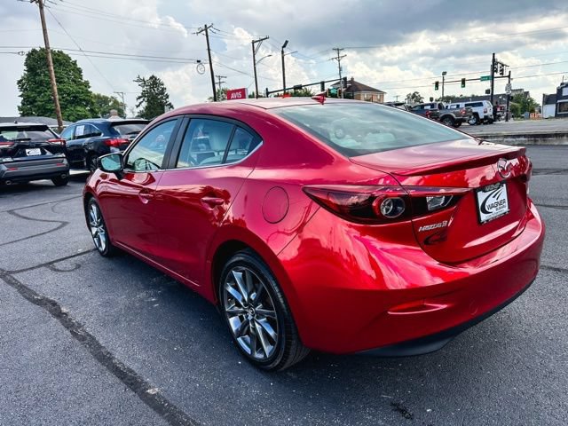Used 2018 MAZDA MAZDA3 Grand Touring w/ Premium Equipment Package FWD image 6