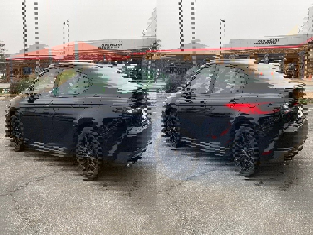 Certified 2025 Toyota Camry SE image 7