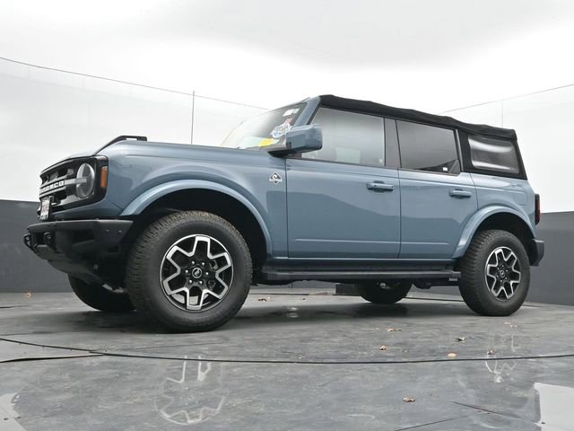 Used 2022 Ford Bronco Outer Banks image 49