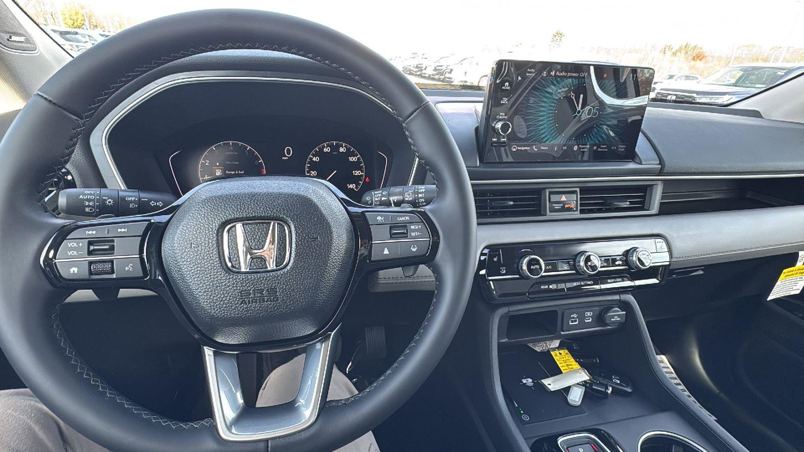 New 2025 Honda Pilot Touring image 21