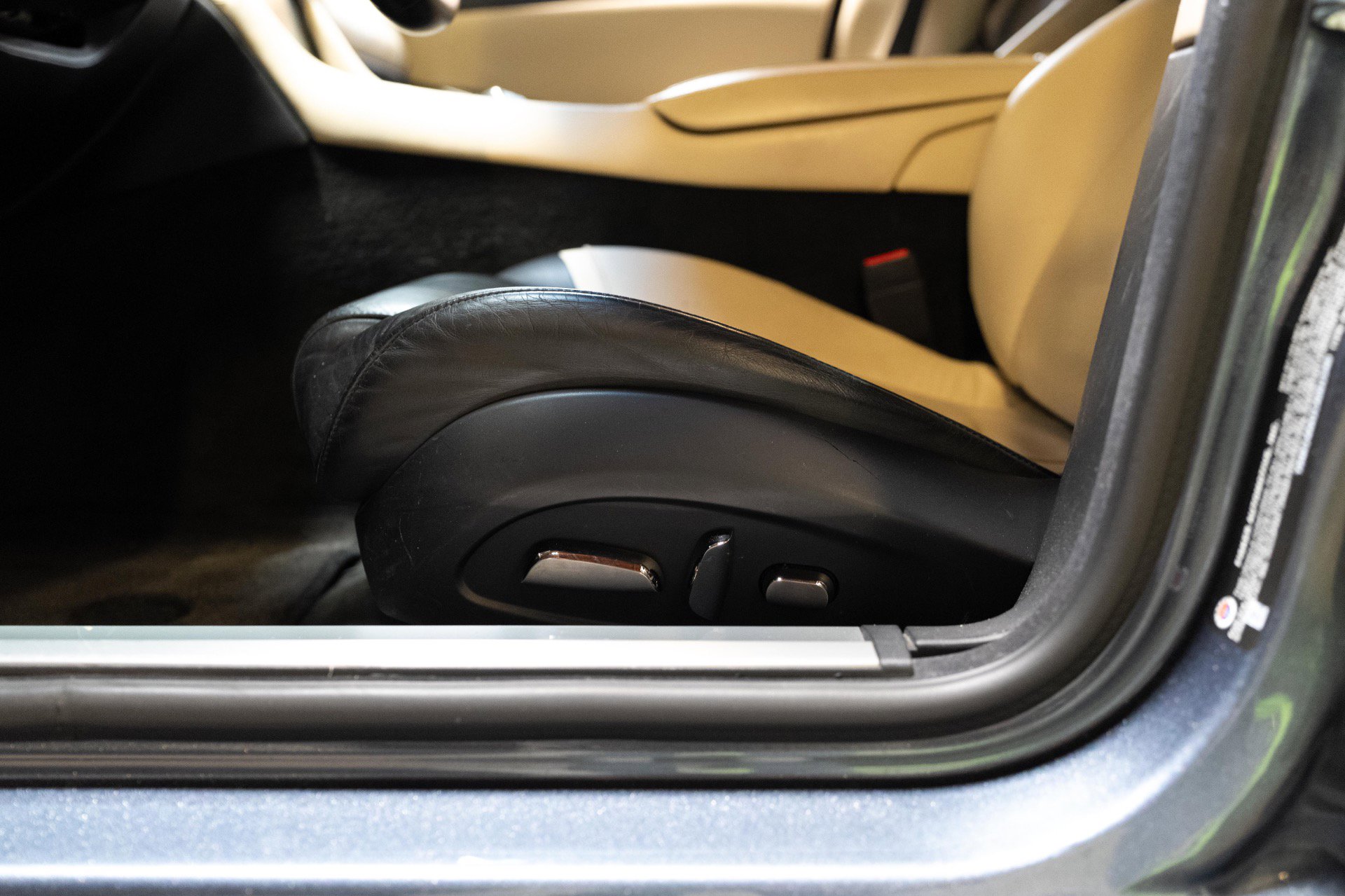 Used 2012 Fisker Karma EcoSport RWD image 58