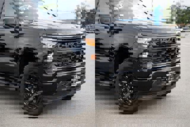 Used 2025 Chevrolet Silverado 1500 Custom w/ Rally Edition image 9