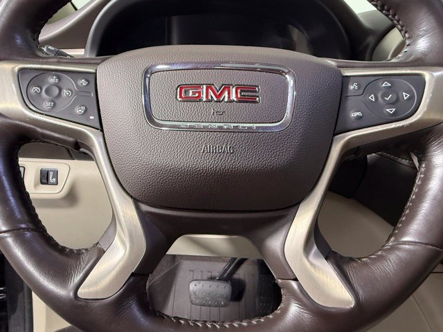 Used 2019 GMC Acadia Denali w/ Technology Package FWD image 19