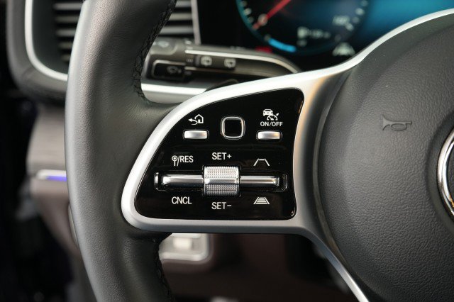 Used 2021 Mercedes-Benz GLS 450 4MATIC image 38