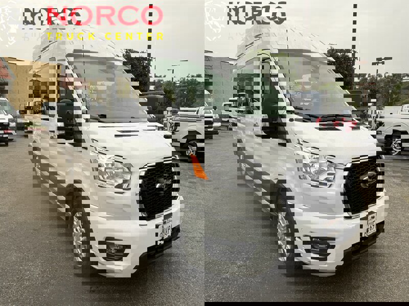 Used 2021 Ford Transit 350 XLT image 4