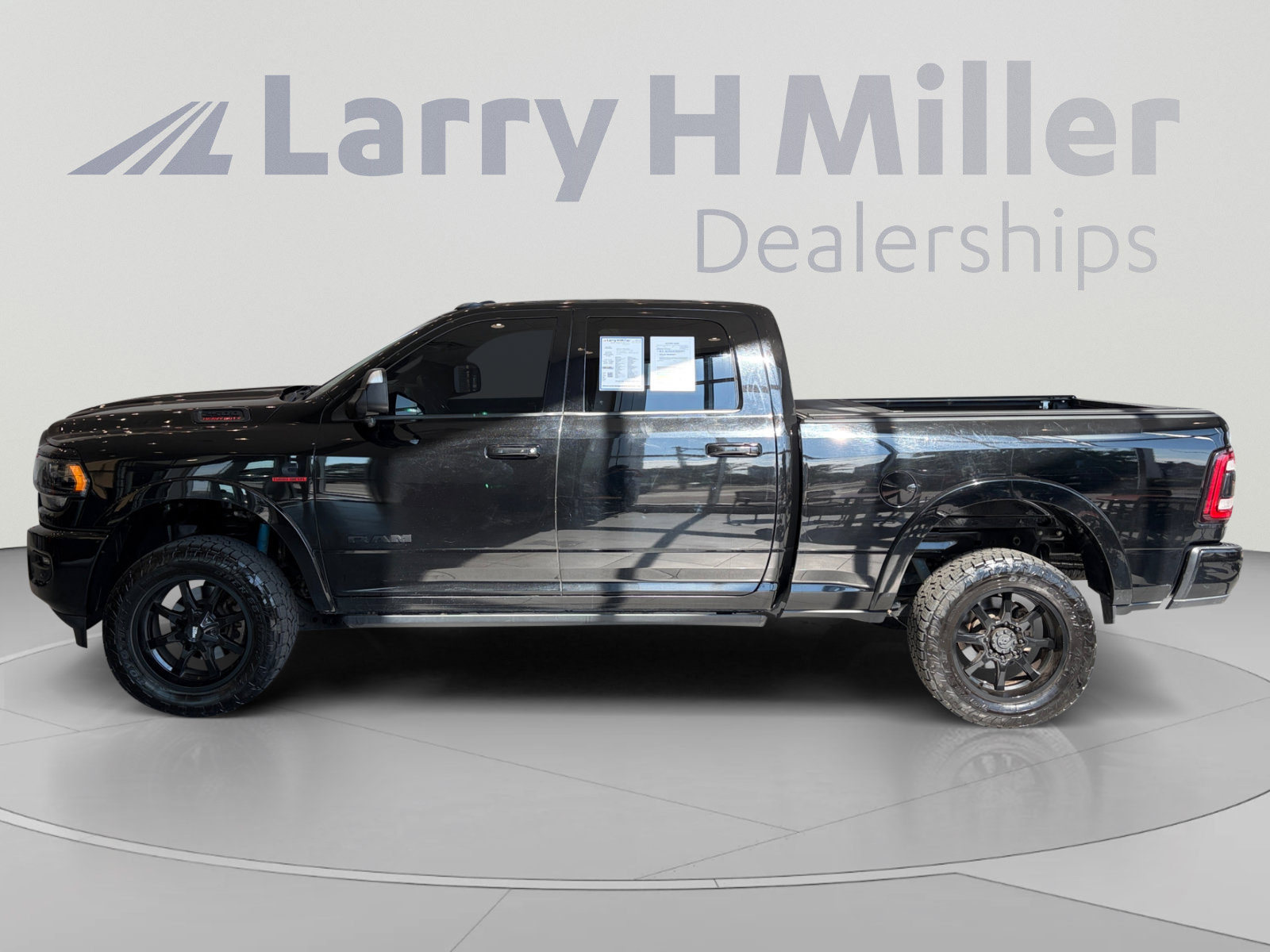 Used 2020 RAM 2500 Limited AWD/4WD image 2