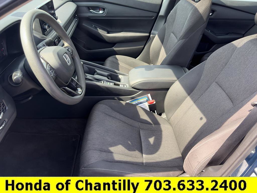 Certified 2023 Honda Accord EX image 22