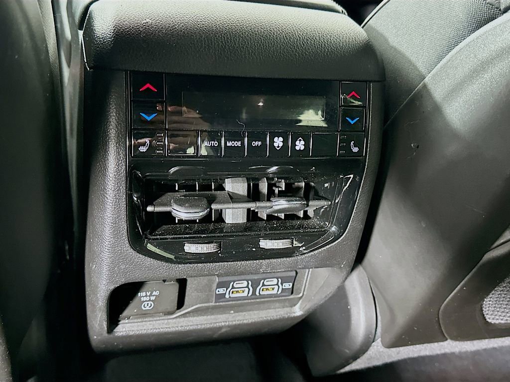 Certified 2023 Jeep Grand Cherokee L Summit w/ Luxury Tech Group V image 37