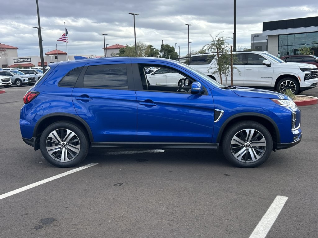 New 2027 Mitsubishi Outlander Sport SE FWD image 2