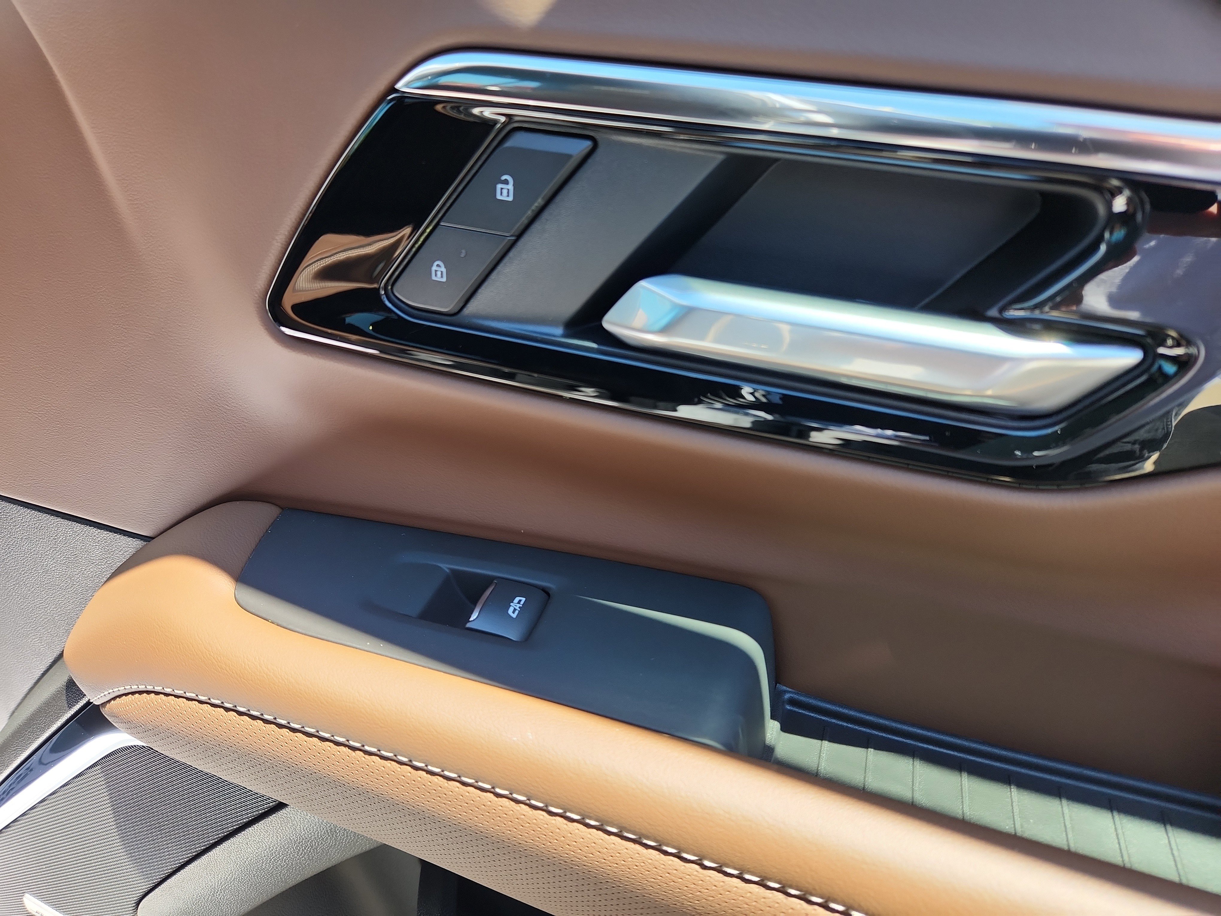 New 2026 Chevrolet Tahoe High Country AWD/4WD image 32