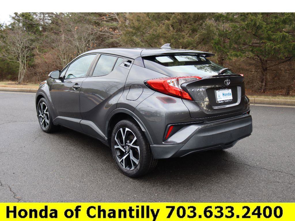 Used 2021 Toyota C-HR XLE image 5
