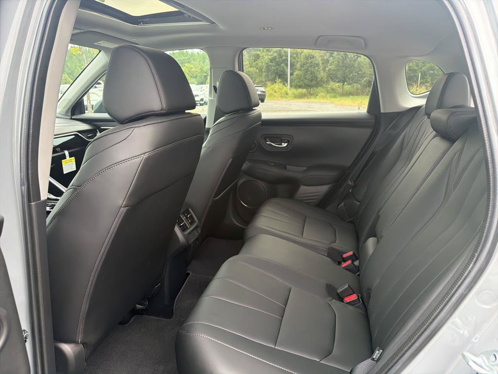 Certified 2025 Acura ADX AWD image 27
