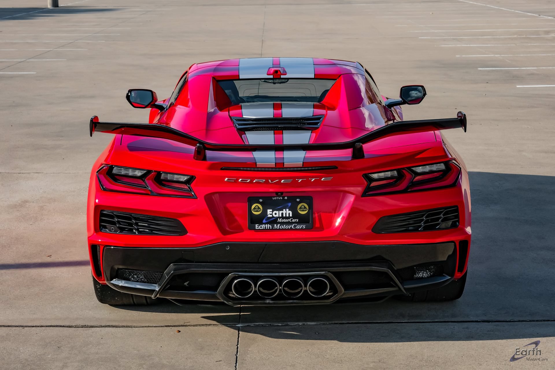 Used 2024 Chevrolet Corvette Z06 w/ Z07 Performance Package RWD image 13