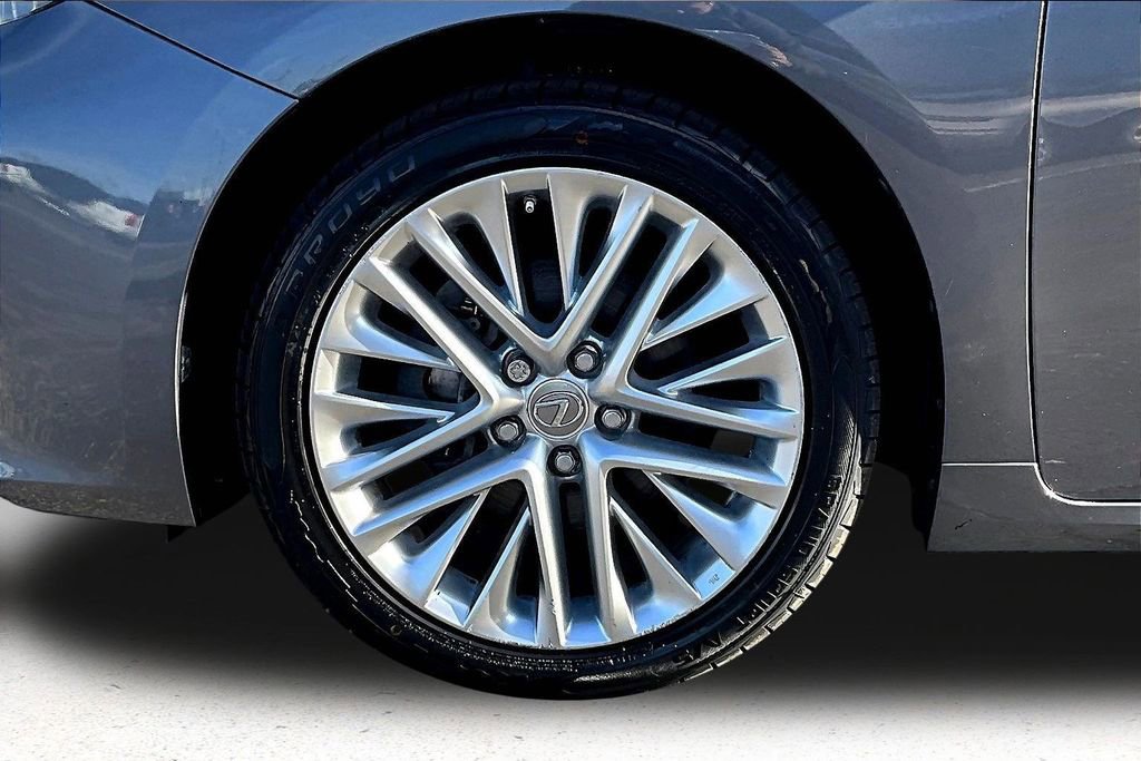 Used 2013 Lexus ES 350 image 33