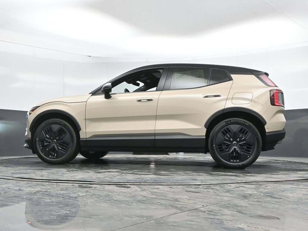 New 2026 Volvo EX30 Cross Country Ultra image 43