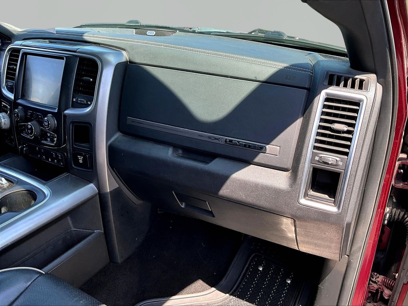 Used 2017 RAM 1500 Limited AWD/4WD image 25